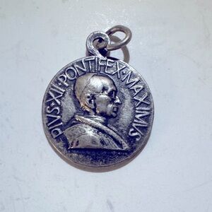 Rare Silver Papal Medal – Pope Pius XII by Mistruzzi Vatican Collectible